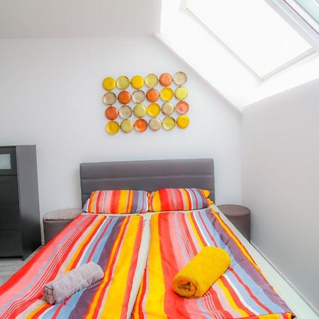 Private Triple Bedroom In Shared Apartment Dw171-4 Bécs Kültér fotó