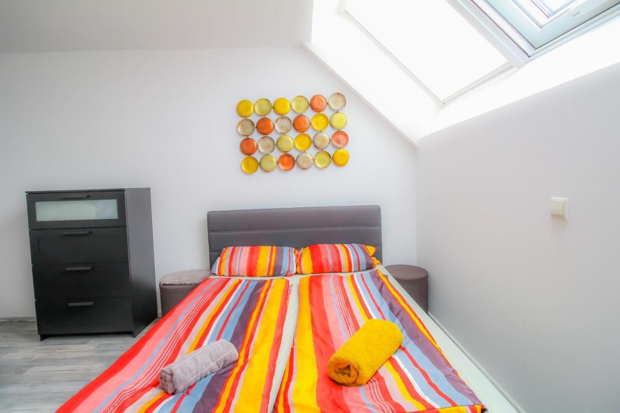 Private Triple Bedroom In Shared Apartment Dw171-4 Bécs Kültér fotó
